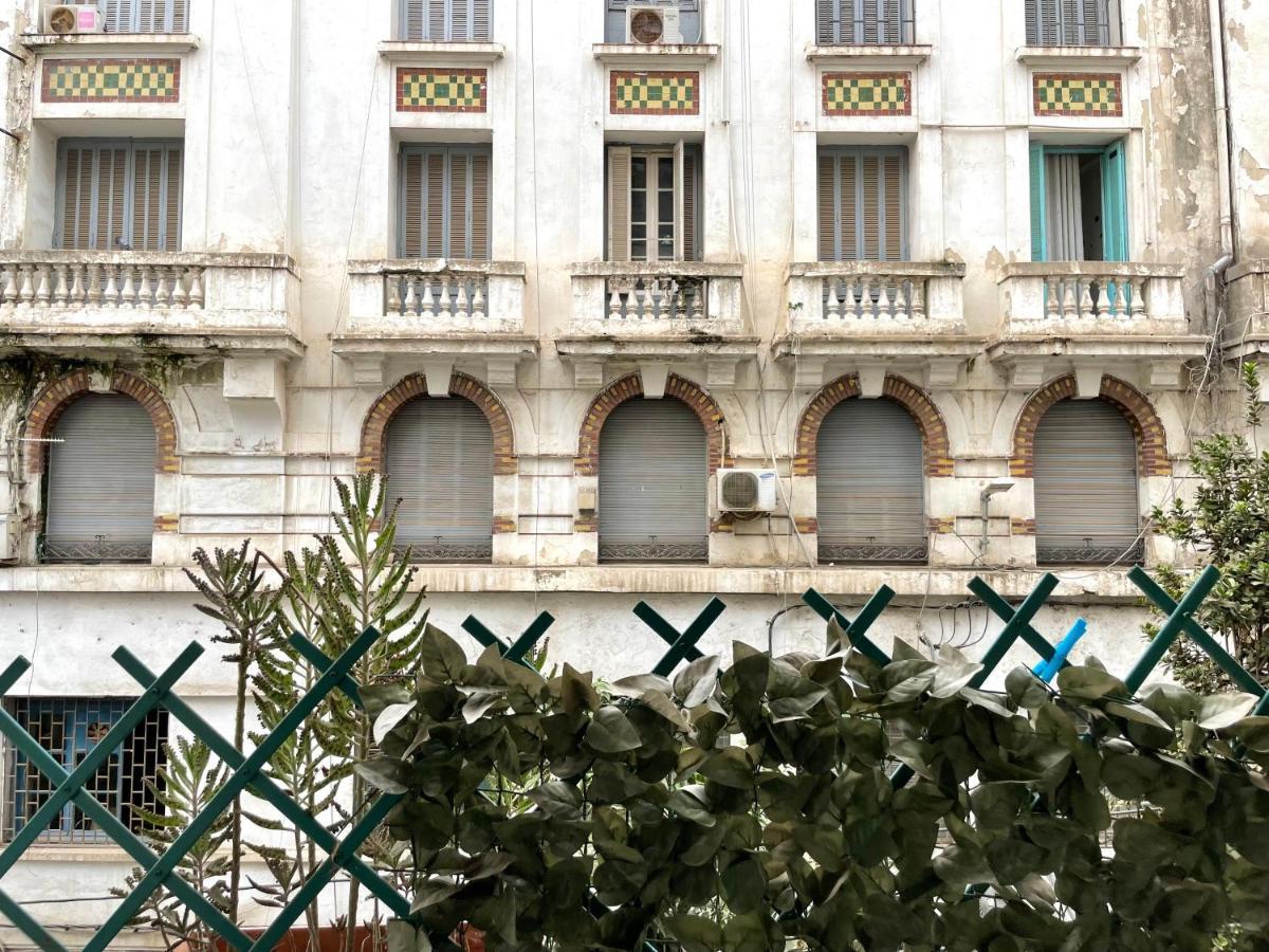 Appartement Dans Immeuble Haussmanien Algiers Экстерьер фото