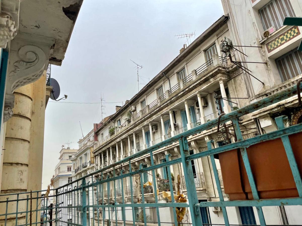 Appartement Dans Immeuble Haussmanien Algiers Экстерьер фото