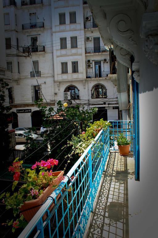 Appartement Dans Immeuble Haussmanien Algiers Экстерьер фото